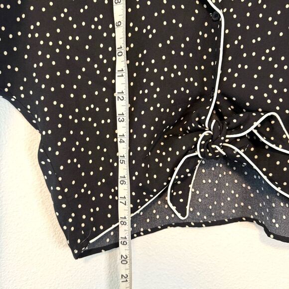 Heart Soul Polka Dot Collared Crop Top Size Medium NWT - Picture 2 of 8